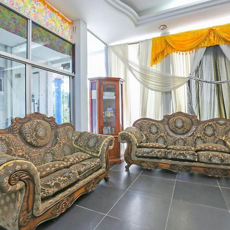 Oyo 89933 Nun Hotel Jeli Zewnętrze zdjęcie